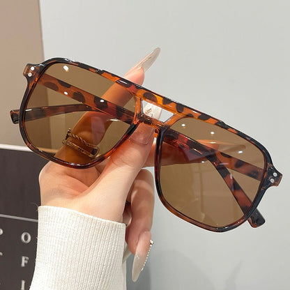 Arabella | Tortoiseshell Rectangle Sunglasses with Gradient Lenses