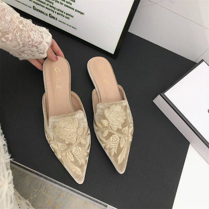 Wren | Embroidered Floral Pointed Toe Mules